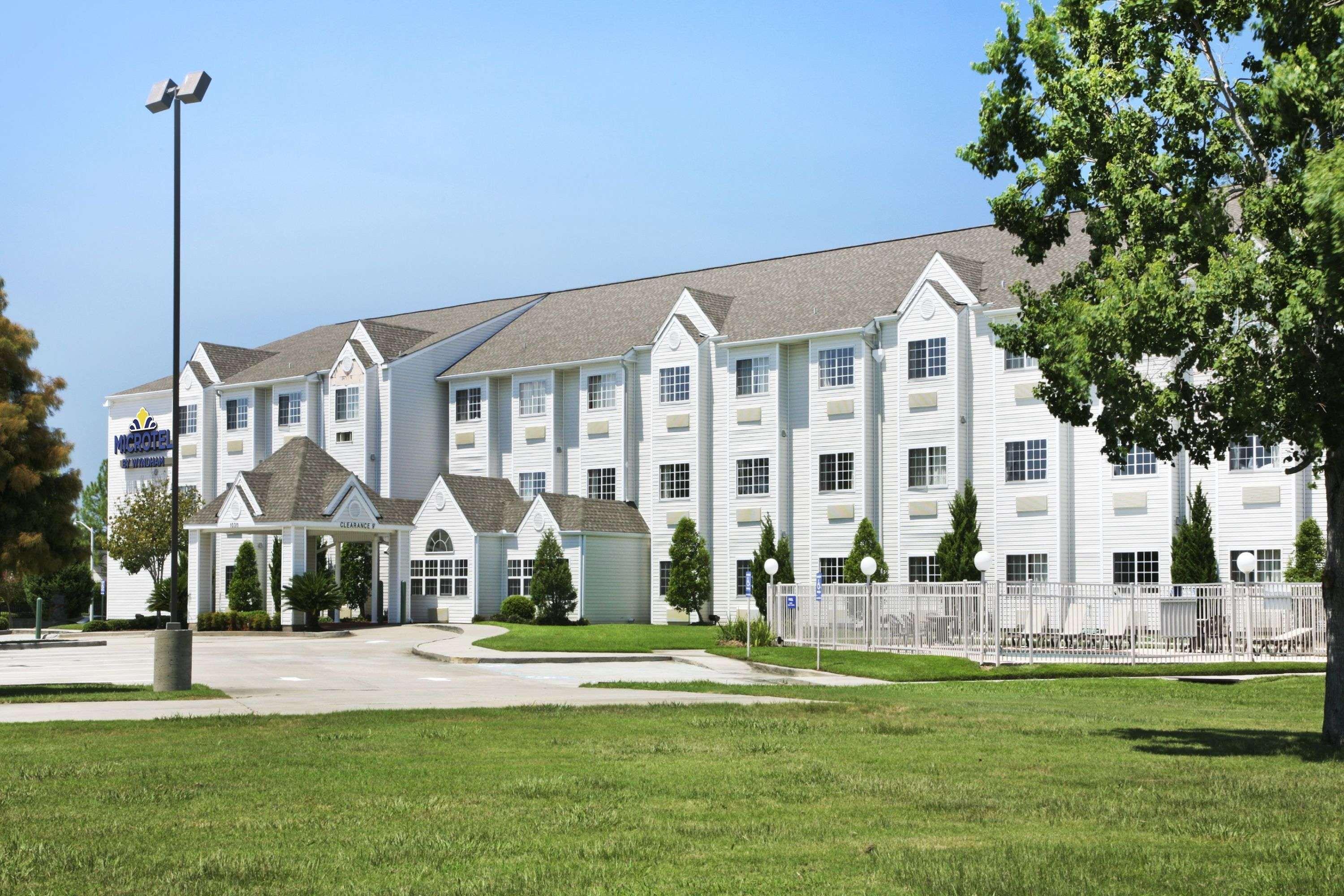 Microtel Inn & Suites Baton Rouge Buitenkant foto