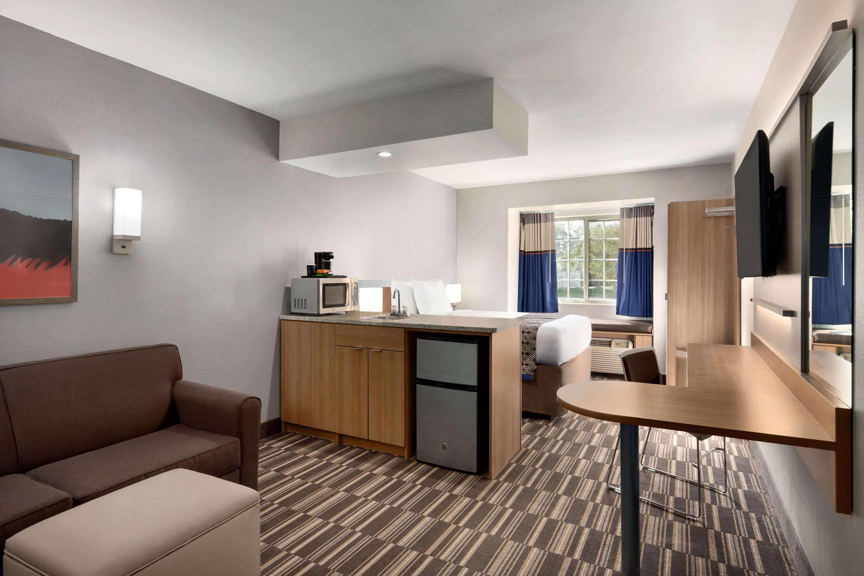Microtel Inn & Suites Baton Rouge Buitenkant foto