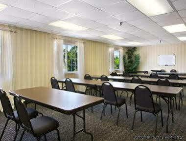 Microtel Inn & Suites Baton Rouge Buitenkant foto